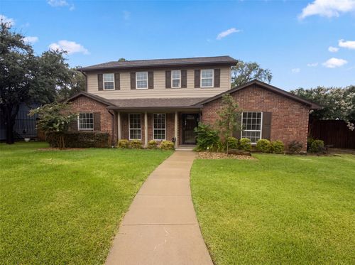 3308 Brookhaven Club Dr, Farmers Branch, TX, 75234-3732 | Card Image