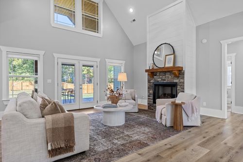 374 Wildewood Trl, Chickamauga, GA, 30707-3490 | Card Image