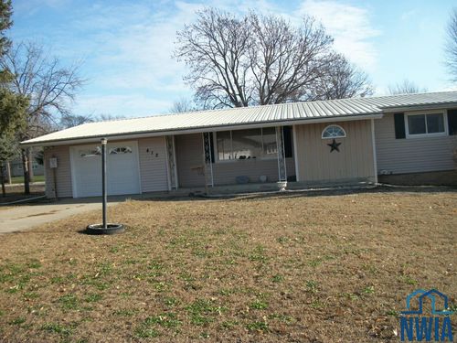 412 Spruce St, Aurelia, IA, 51005-7746 | Card Image
