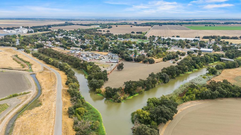 Land in Knights Landing 5