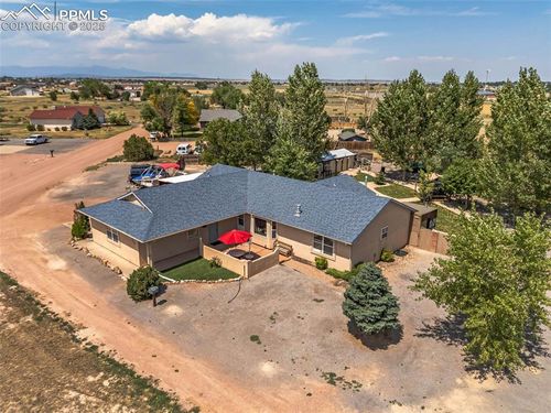 886 S Camino De Bravo, Pueblo West, CO, 81007-3121 | Card Image
