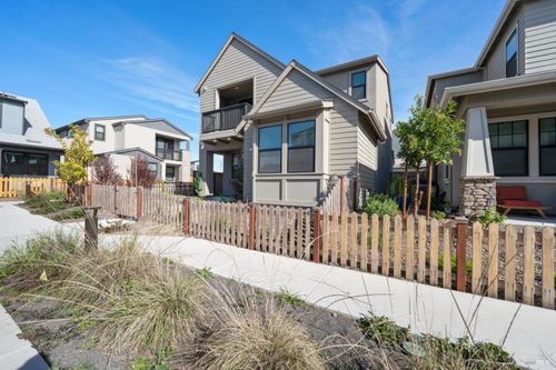 1594 Waterside Ln. Lane, Rohnert Park, CA, 94928 | Card Image