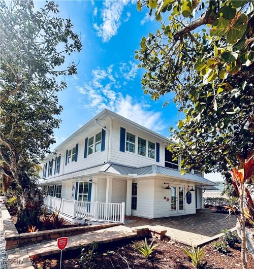 8315 Main St, BOKEELIA, FL, 33922-1557 | Card Image