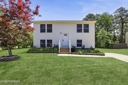 203 Seneca Trl, BROWNS MILLS, NJ, 08015-6321 | Card Image