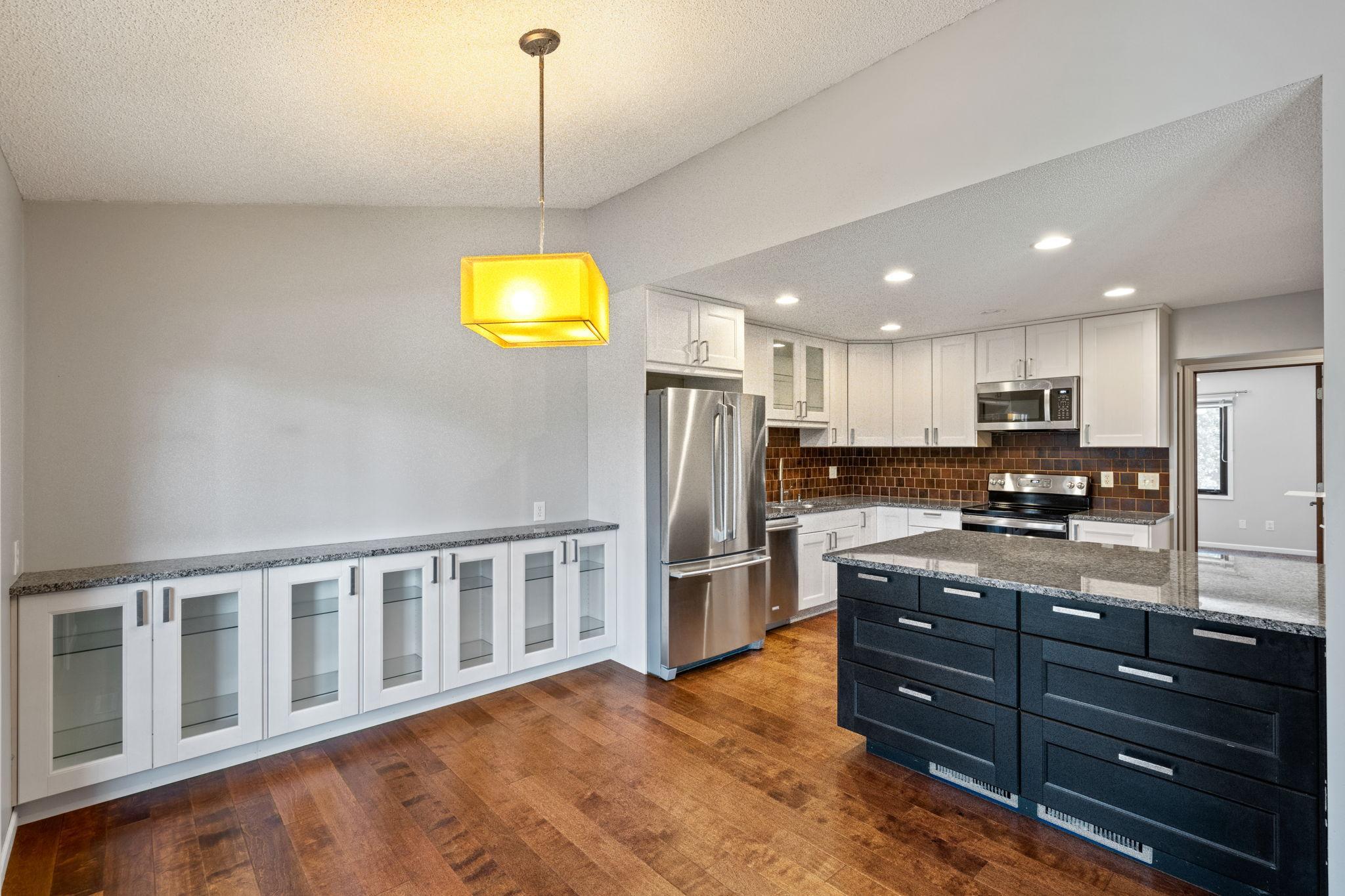 Hyland Courts Dr, Minneapolis, MN 55437