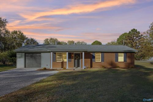 201 Trojan Dr, Hazel Green, AL, 35750-7924 | Card Image