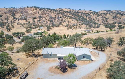 35312 George Smith Rd, Squaw Valley, CA, 93675-9610 | Card Image