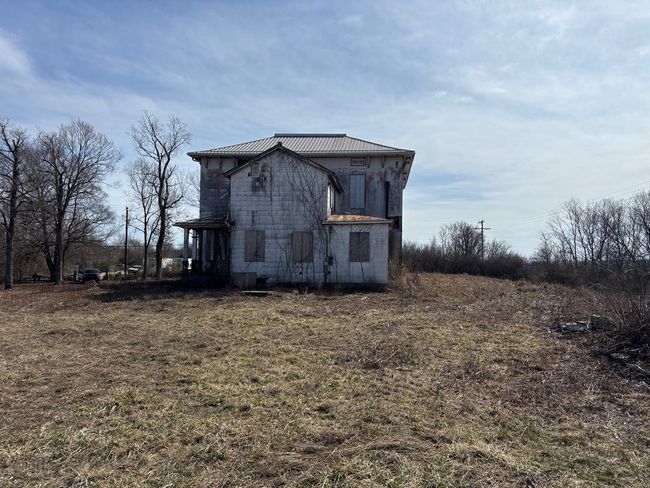1149 Piketon Rd, Home with 5 bedrooms, 2 bathrooms and null parking in Piketon OH | Image 5