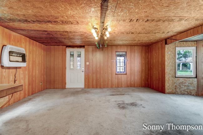 Living Room | Image 9