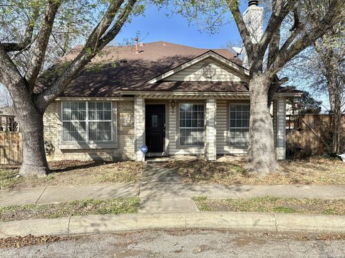 616 Fern Meadow Dr, Universal City, TX, 78148-3704 | Card Image