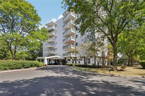 apt-5a-275 N Portage Path, Akron, OH, 44303-1284 | Card Image