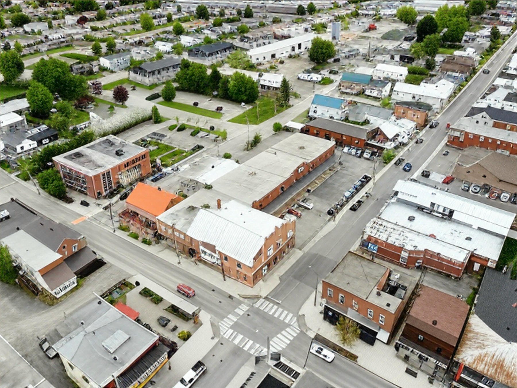Commercial Sale in Plessisville - Ville
