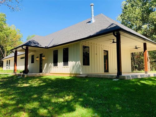 23550 N Harrah Rd, Luther, OK, 73054-9276 | Card Image