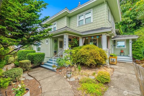 304 Scenic Way, Kent, WA, 98030-6025 | Card Image