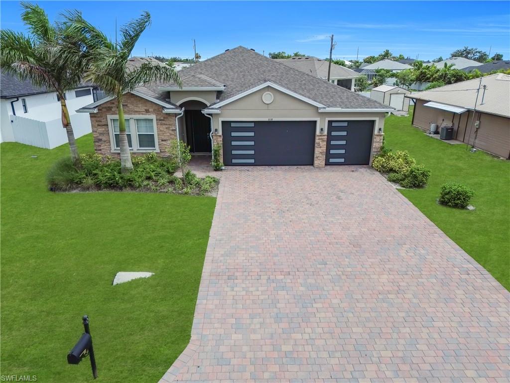Residential in CAPE CORAL 4