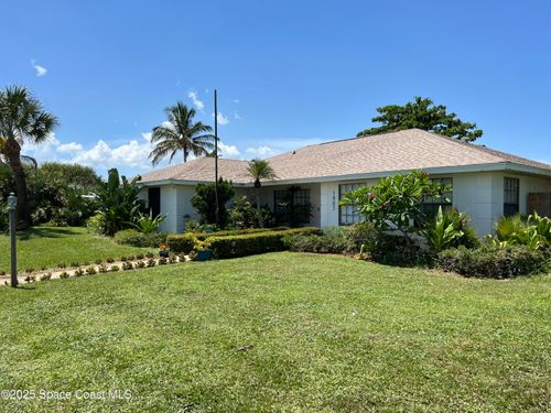 1905 Redwood Ave, Melbourne Beach, FL, 32951-2427 | Card Image