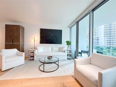 506 - 1331 Brickell Bay Dr, Condo with 1 bedrooms, 1 bathrooms and null parking in Miami FL | Image 2