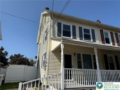 15 S 15th St, CATASAUQUA, PA, 18032-1208 | Card Image