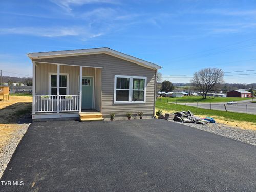 2204 Oak Street Ext, Johnson City, TN, 37601 | Card Image