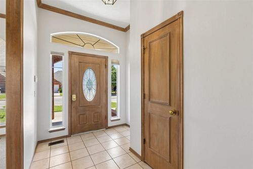 2725 Blue Quail Pass, Edmond, OK, 73013-8843 | Card Image