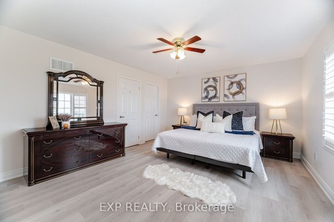 810 Cousens Terr, House other with 5 bedrooms, 3 bathrooms and 2 parking in Milton ON | Image 28