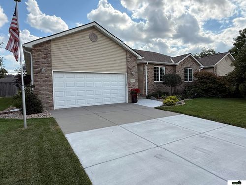 7223 Shirl Dr, Lincoln, NE, 68516-4295 | Card Image