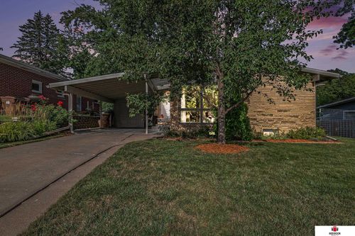 3315 S 42nd St, Lincoln, NE, 68506-5618 | Card Image