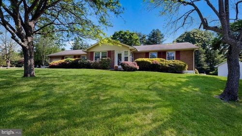 12 Seven Oaks Ln, Ewing, NJ, 08628-1616 | Card Image