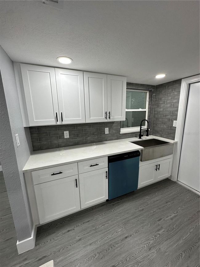 6930 Trout St, Townhouse with 3 bedrooms, 3 bathrooms and null parking in TAMPA FL | Image 12