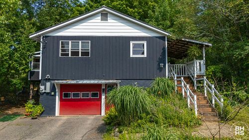 21 Jenkins St, Saranac Lake, NY, 12983-2202 | Card Image