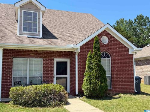 122 Waterford Lake Dr, Calera, AL, 35040-7650 | Card Image