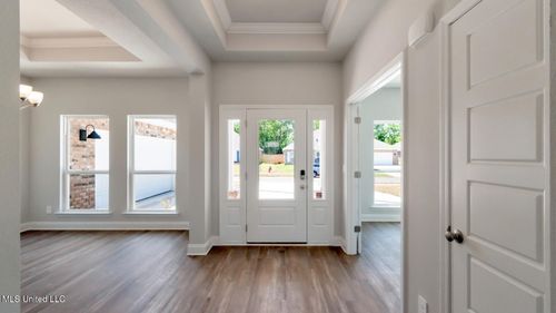 6624 Palm Pointe Dr, Ocean Springs, MS, 39564-7741 | Card Image