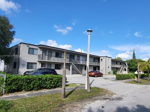 apt-110-14100 Nw 6th Ct, North Miami, FL, 33168-6801 | Card Image