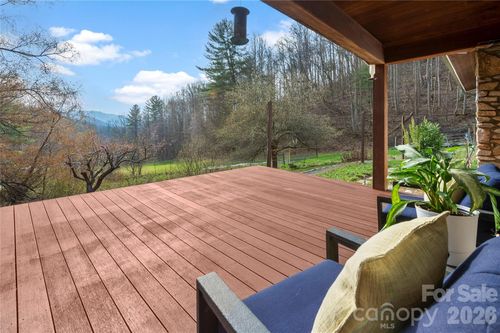 1105 Griffin Branch Rd, Marshall, NC, 28753-5843 | Card Image