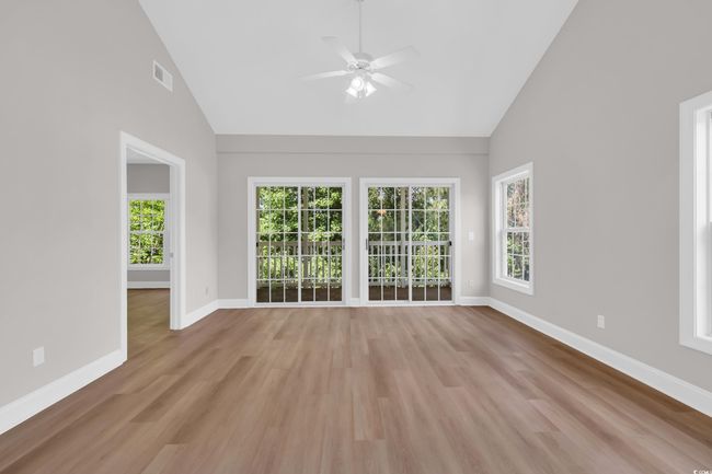 APT-202 - 5038 Belleglen Ct, Condo with 3 bedrooms, 2 bathrooms and null parking in Myrtle Beach SC | Image 4