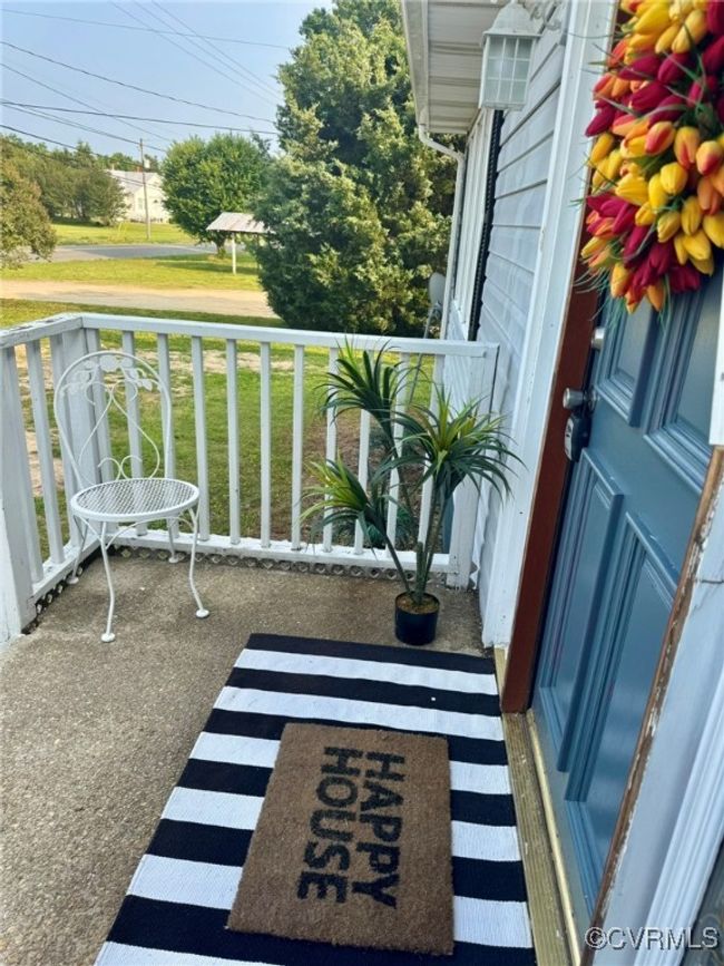 View of porch | Image 21