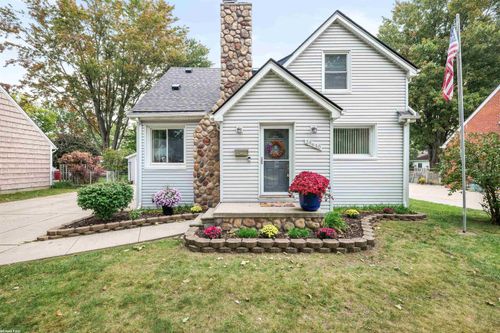 29630 Park St, Roseville, MI, 48066-2155 | Card Image