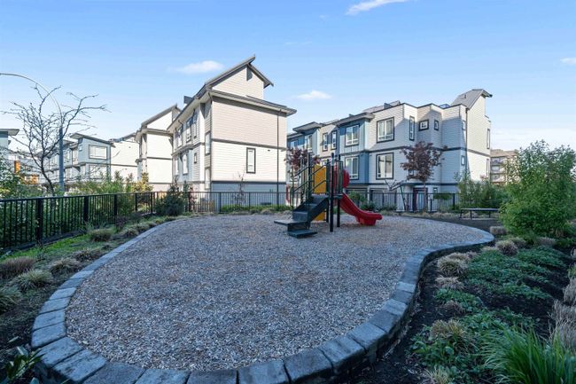 217 - 5486 199 A Street, Condo with 1 bedrooms, 1 bathrooms and 1 parking in Langley BC | Image 20