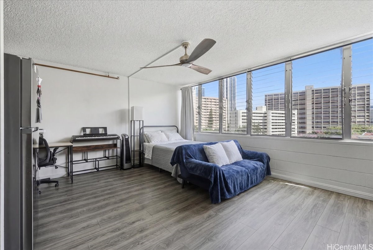 Residential in Honolulu 4