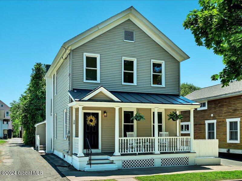 Oak St, Saratoga Springs, NY 12866