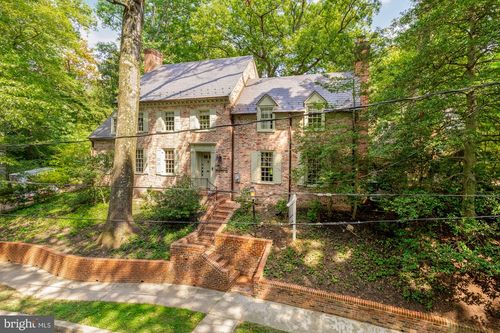 2035 Parkside Dr Nw, WASHINGTON, DC, 20012-2205 | Card Image