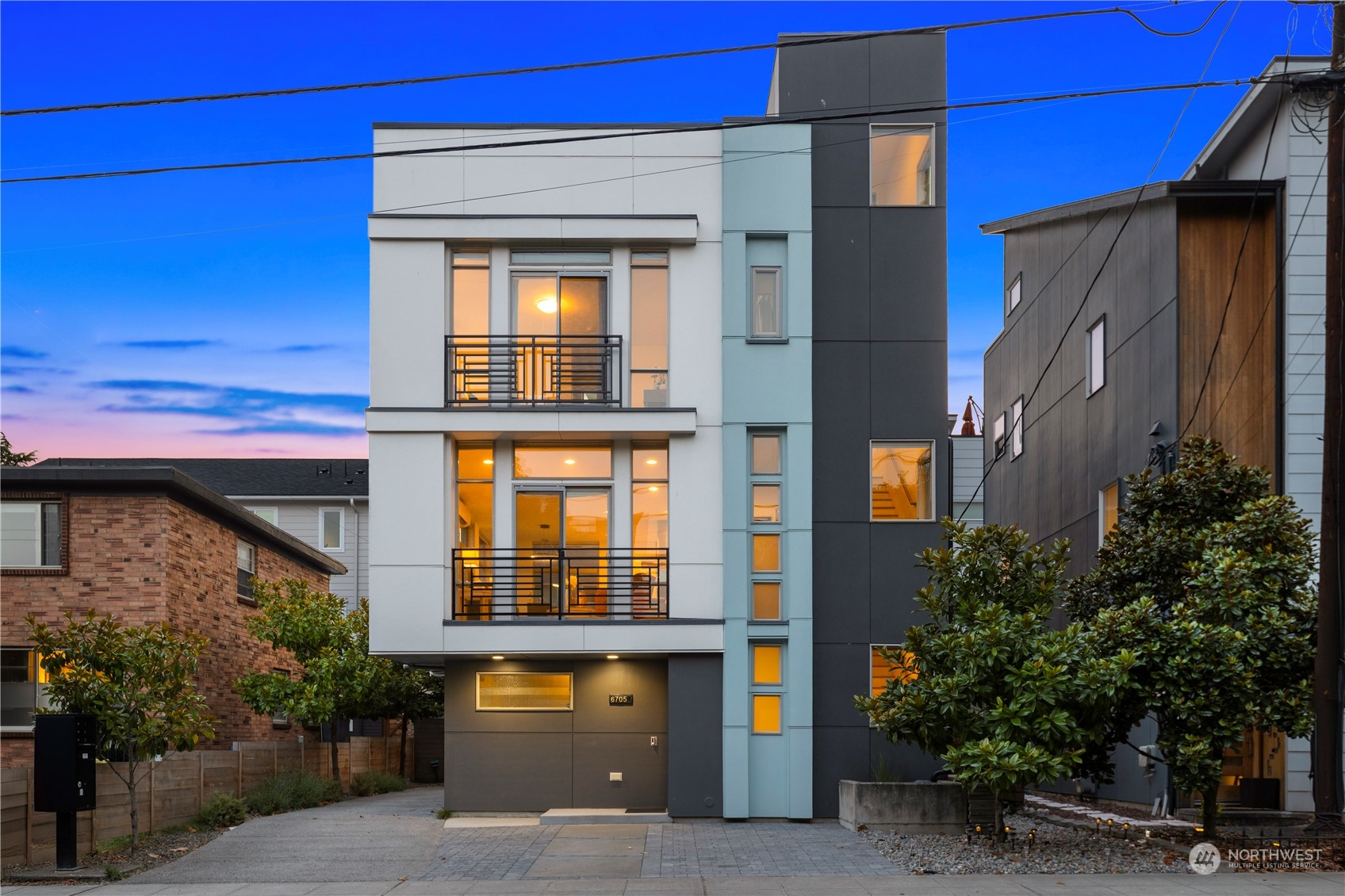 Alonzo Ave, Seattle, WA 98117