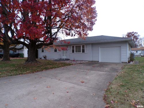 205 Dixie Dr, Chester, IL, 62233-2107 | Card Image
