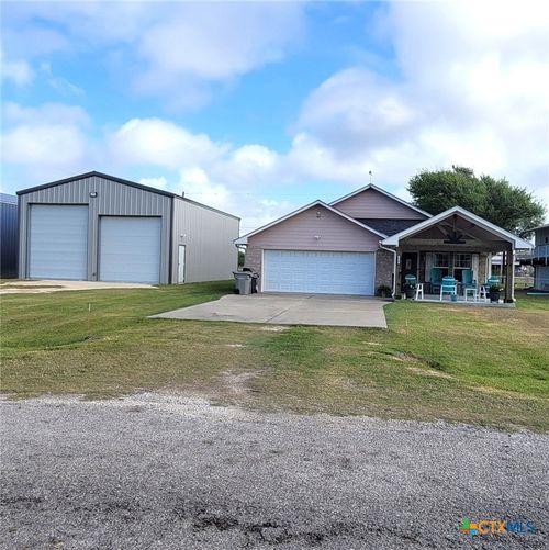 1404 W Baltimore Avenue, Seadrift, TX, 77983 | Card Image