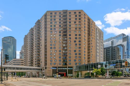 702-121 Washington Ave S, Minneapolis, MN, 55401-2126 | Card Image