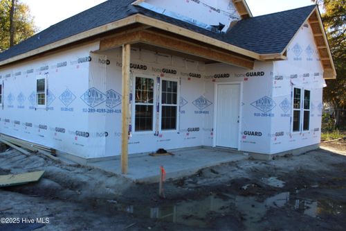 212 W Charity Rd, Rose Hill, NC, 28458-1008 | Card Image