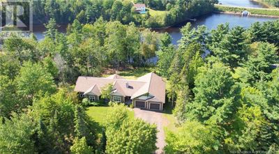 16 Woodland Dr, House other with 3 bedrooms, 2 bathrooms and null parking in Galloway NB | Image 1