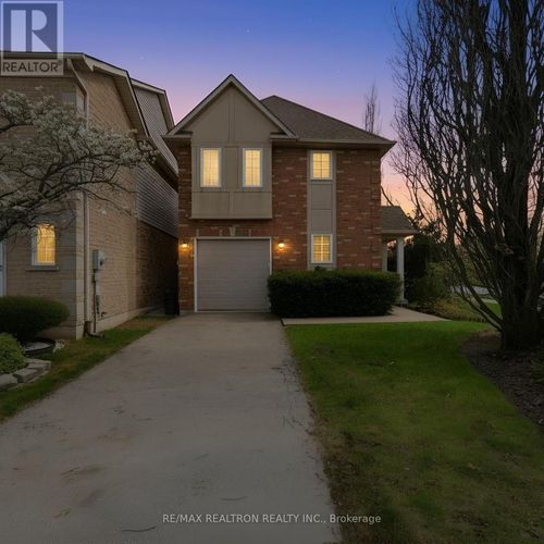 1-876 Golf Links Rd, Ancaster, ON, L9K1M7 | Card Image