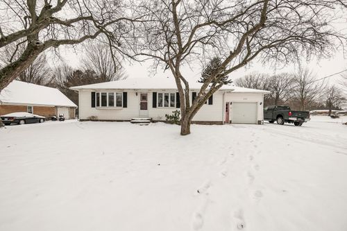 2749 104th Avenue, Zeeland, MI, 49464 | Card Image