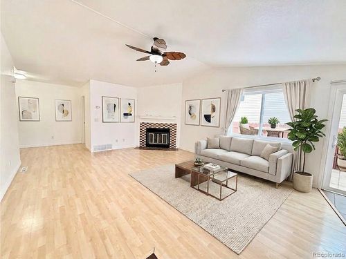 2803 Denver Ave, Longmont, CO, 80503-1761 | Card Image